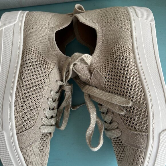 NWT White Mountain Uncut Slip On Sneakers Taupe Fabric Mid Top Size 7.5 Comfort - Picture 6 of 13